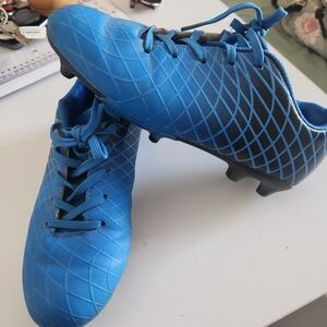 Boys soccer cleats